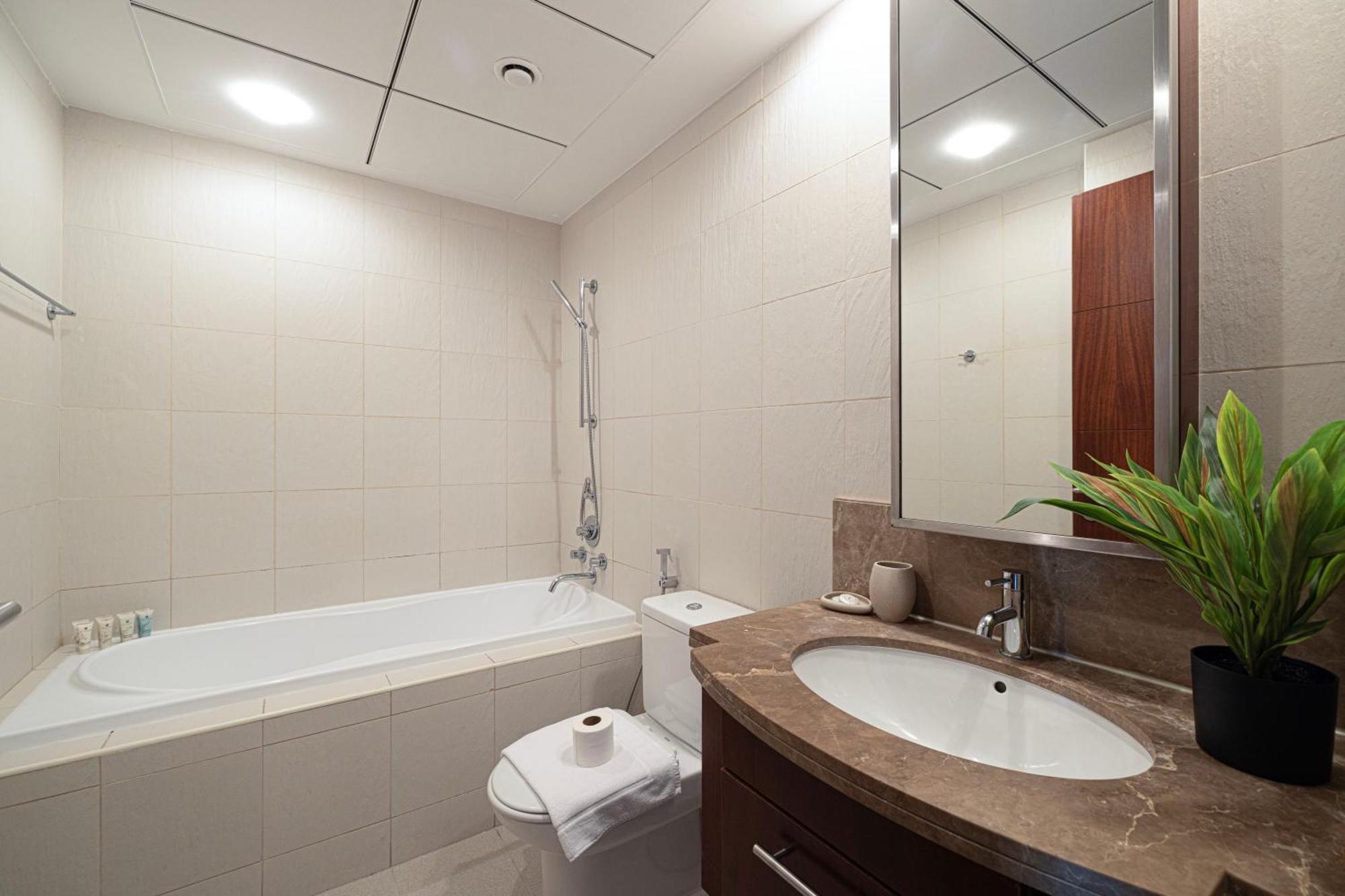 Apartment Splendid 2br Burj Khalifa & Fountain View