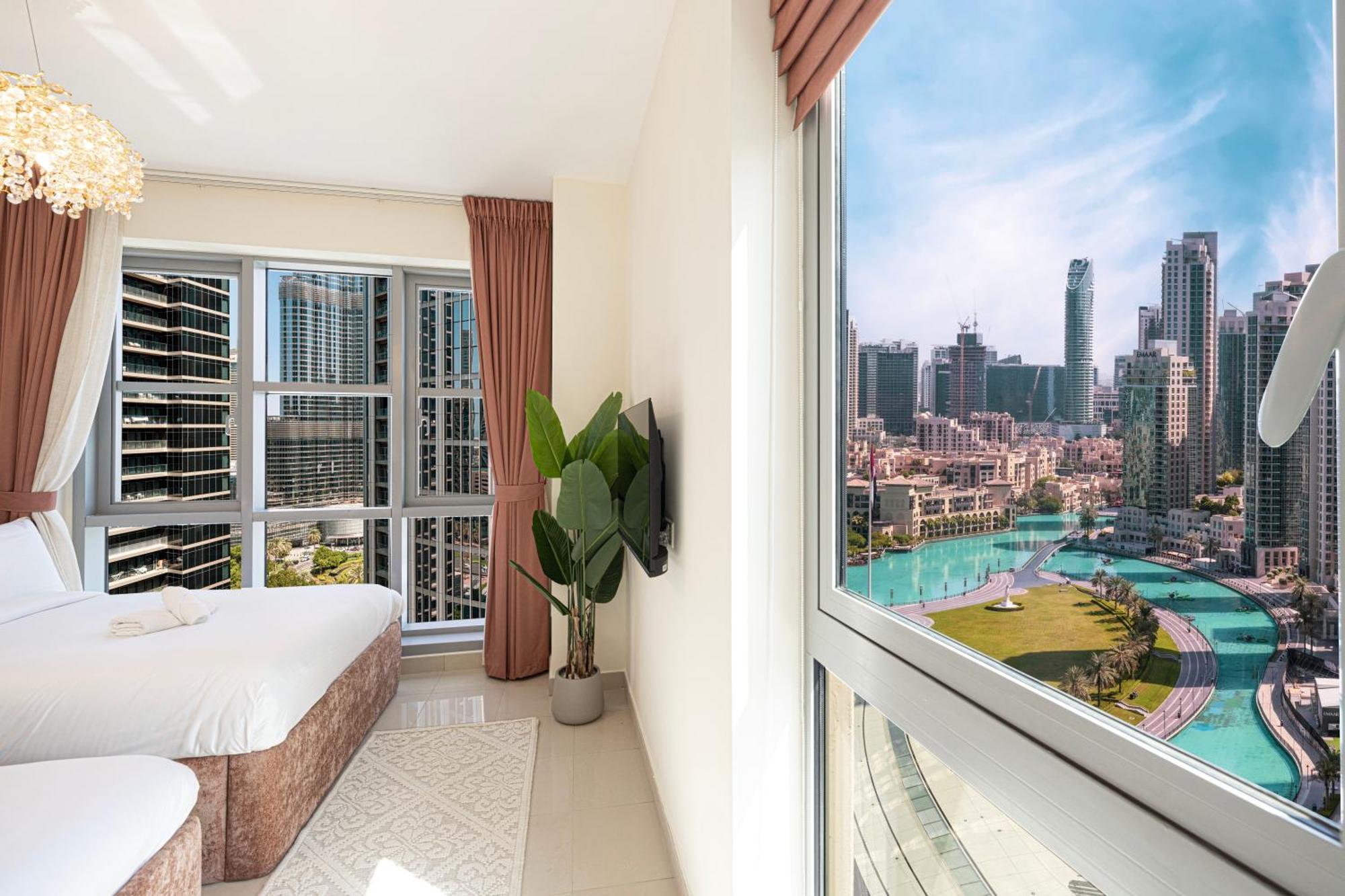 Apartment Splendid 2br Burj Khalifa & Fountain View