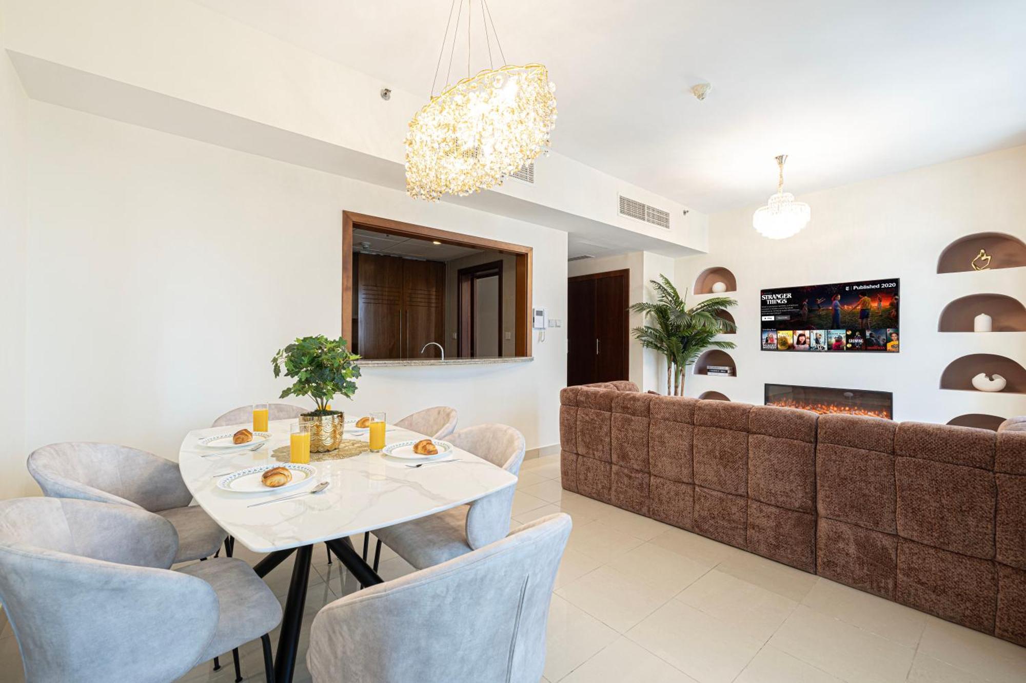 Splendid 2br Burj Khalifa & Fountain View Apartment Dubai