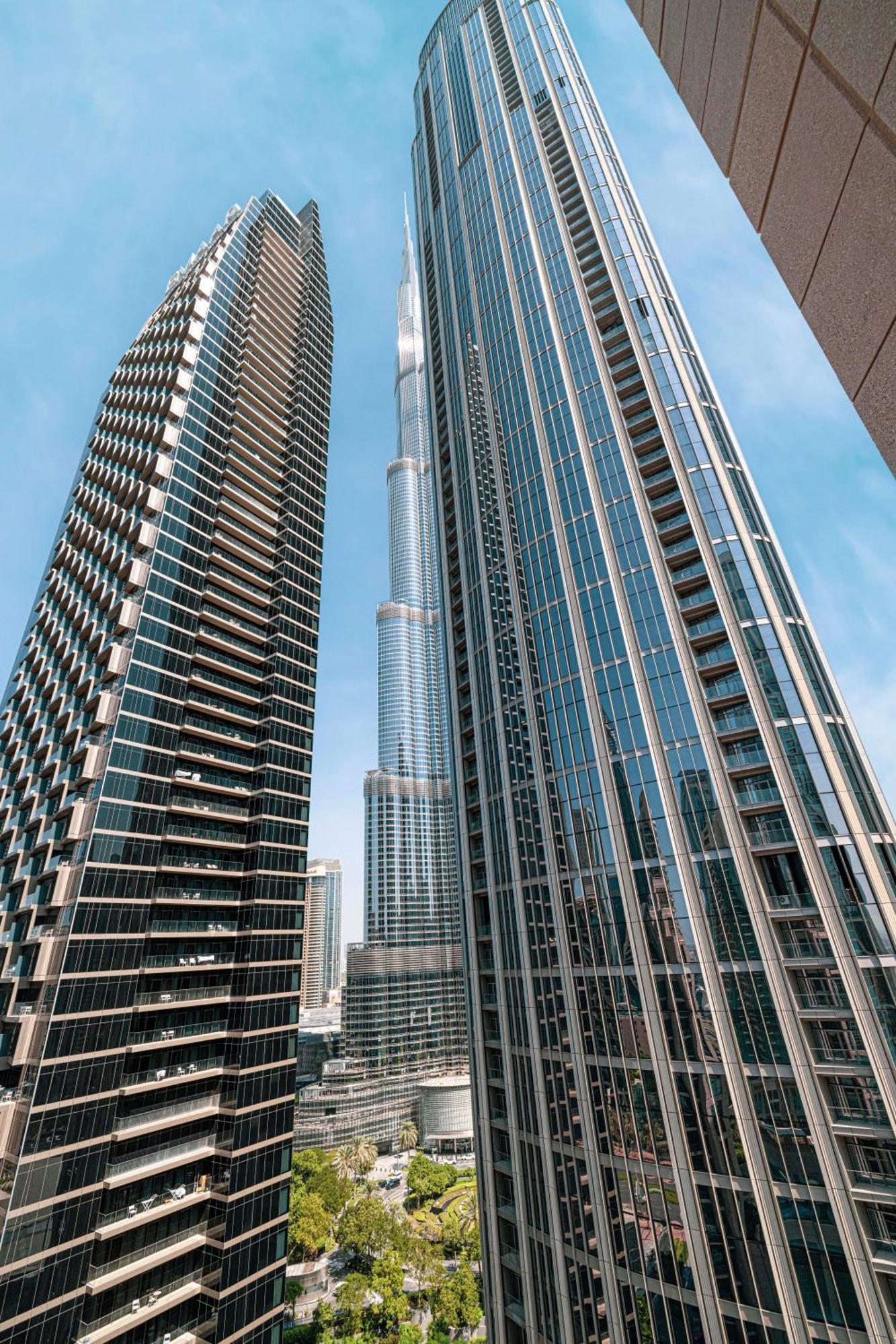 Splendid 2br Burj Khalifa & Fountain View Apartment *